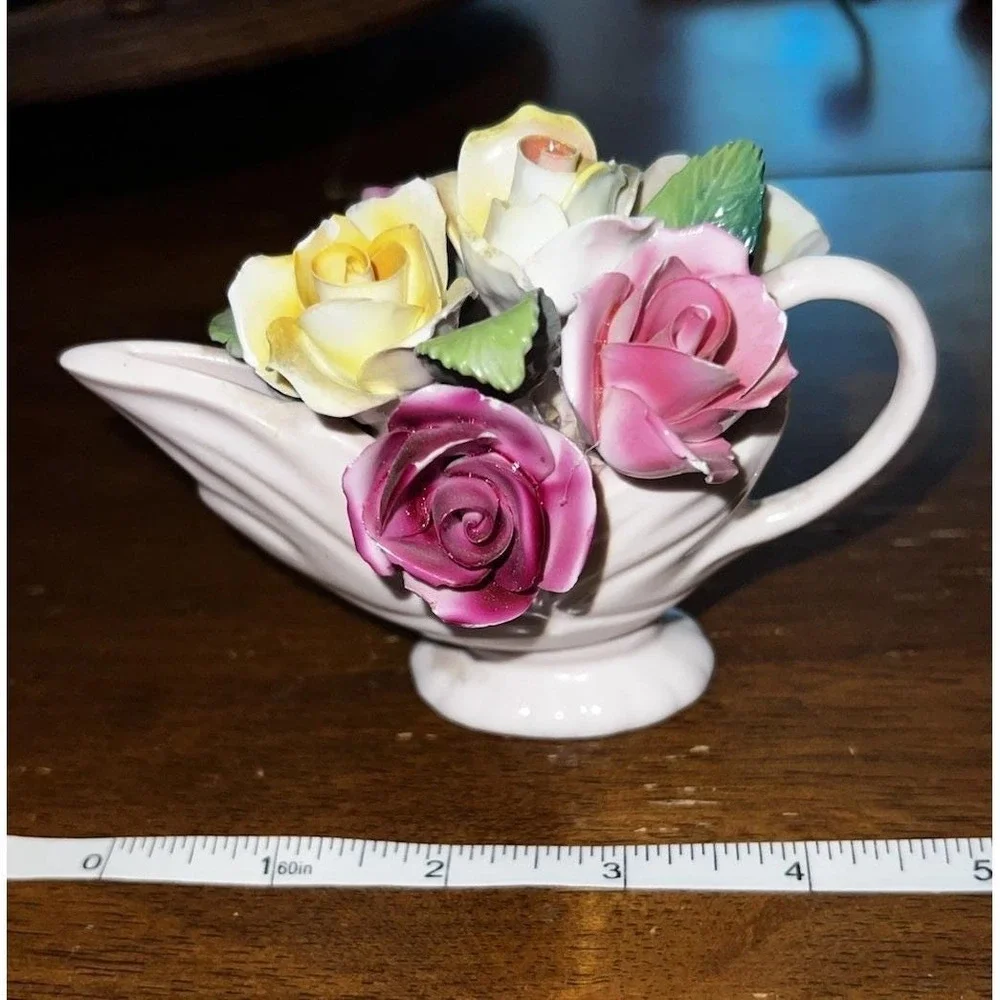 Vintage Thorley Staffordshire English Bone China Rose Floral Figurine‎ Vase EUC